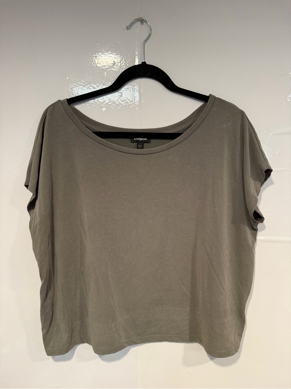 Express Olive Green Relaxed Scoop Neck Short Sleeve Top